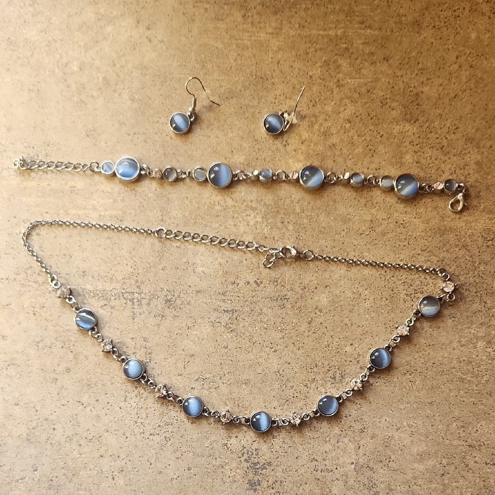 Elegant Silver and Blue Jewelry Set